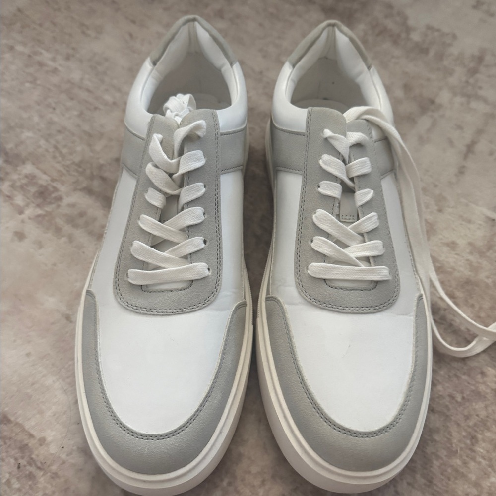 Abound Leather Sneakers | White & Gray | Men’s US 12 | Excellent Condition